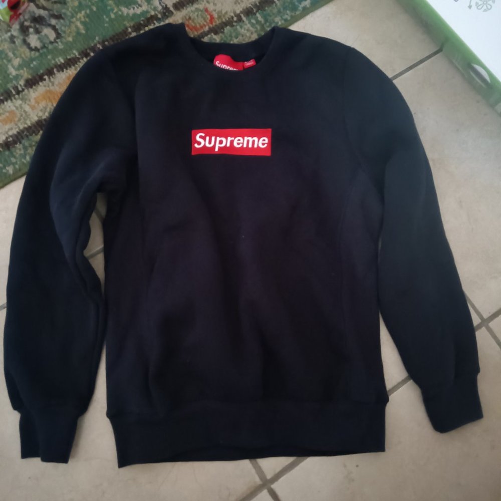 Supreme Sweater
